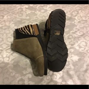 Sorel boots nwot size10